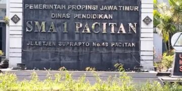 Rapat Pleno SMAN 271 Pacitan Memanas, Wali Murid Pertanyakan Transparansi Dana BOS dan BPOPP Rapat Pleno SMAN 271 Pacitan Memanas, Wali Murid Pertanyakan Transparansi Dana BOS dan BPOPP