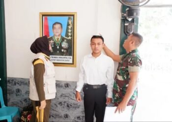 Pastikan Keabsahan Data, Kodim 0801/Pacitan Verifikasi Administrasi dan Fisik Calon Bintara-Tamtama Pastikan Keabsahan Data, Kodim 0801/Pacitan Verifikasi Administrasi dan Fisik Calon Bintara-Tamtama