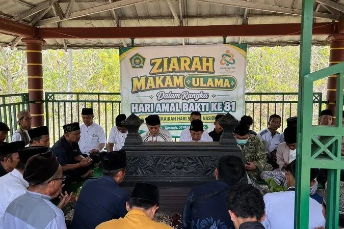 Perkuat Karakter Bangsa, Forkopimcam Punung Ajak Santri Teladani Perjuangan Ulama Pacitan Perkuat Karakter Bangsa, Forkopimcam Punung Ajak Santri Teladani Perjuangan Ulama Pacitan