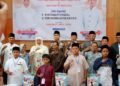 Gubernur Jawa Timur Khofifah Indar Parawansa bersama jajaran Forkopimda Pacitan dan para peserta saat menghadiri bakti sosial khitanan massal dan cek kesehatan gratis dalam rangka Hari Jadi Ke-81 Provinsi Jatim serta Hari Santri Nasional di Pendopo Kabupaten Pacitan, Kamis (22/10/2026). (Foto: Dok. Kodim 0801/Pacitan)