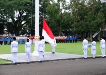 Sinergi TNI-Polri dan Forkopimda Pacitan Peringati Hari Sumpah Pemuda ke-98 di Halaman Pendopo Sinergi TNI-Polri dan Forkopimda Pacitan Peringati Hari Sumpah Pemuda ke-98 di Halaman Pendopo