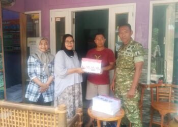 Koramil 0801/08 Punung Kawal Ketat Pengambilan dan Pelipatan Surat Suara Pilkades Sooka Koramil 0801/08 Punung Kawal Ketat Pengambilan dan Pelipatan Surat Suara Pilkades Sooka