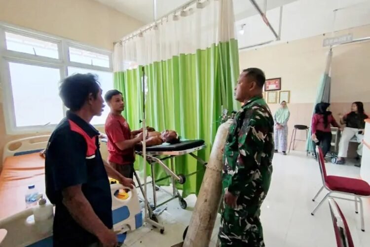 Padamkan Kebakaran Hutan di Ngadirojo Pacitan, Seorang Warga Terperosok ke Jurang 100 Meter
